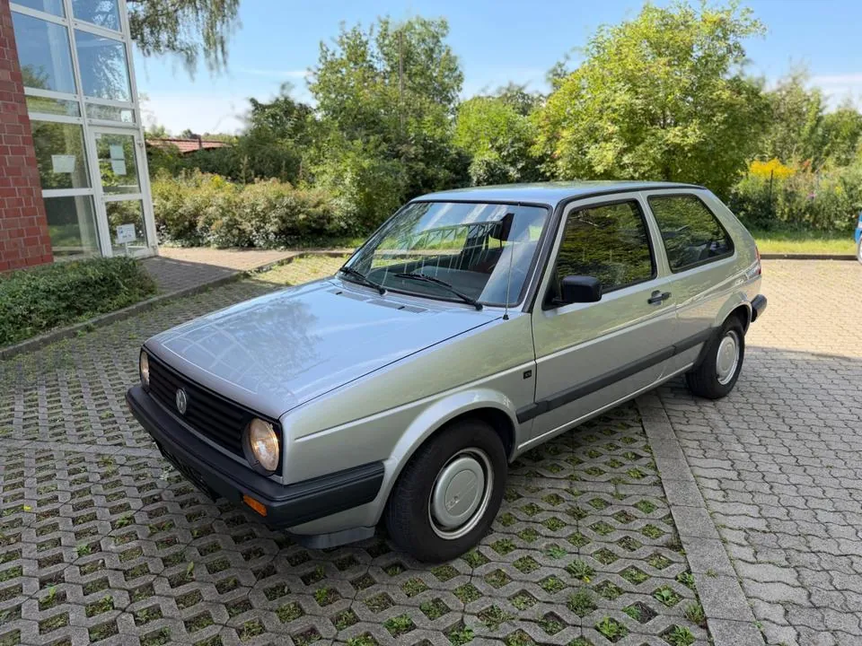 Volkswagen Golf 2