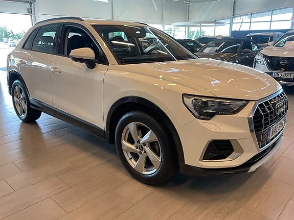 Audi Q3 2024 photo 3