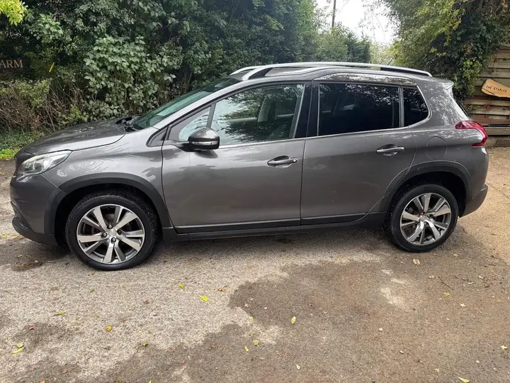 Peugeot 2008 2016 photo 3