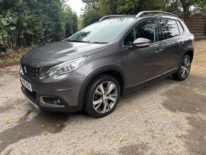 Peugeot 2008 2016 photo 2