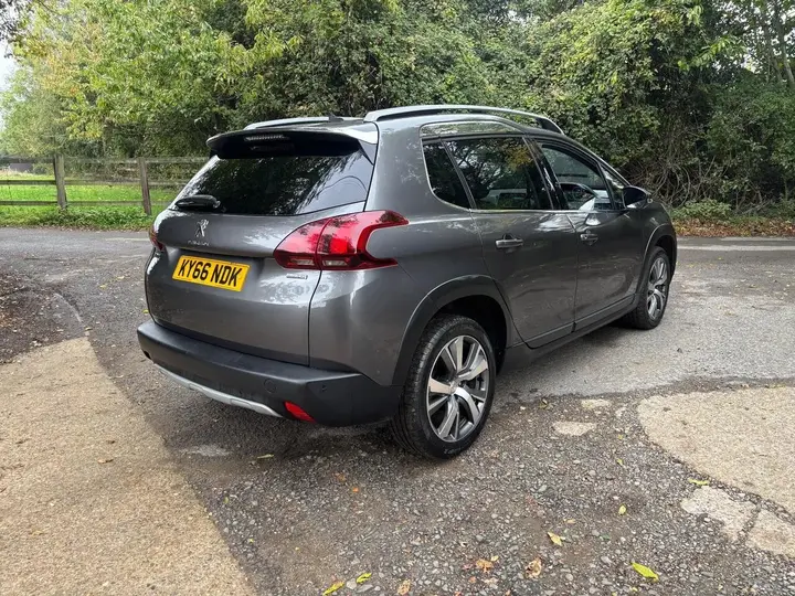Peugeot 2008 2016 photo 5