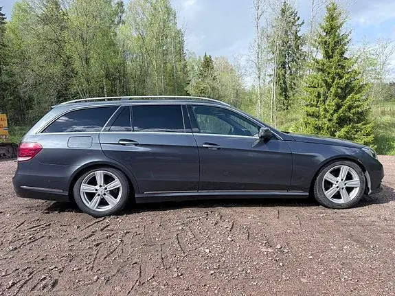 Mercedes-Benz E 220 2014 photo 5