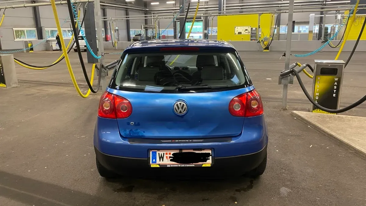Volkswagen Golf 2004 photo 2