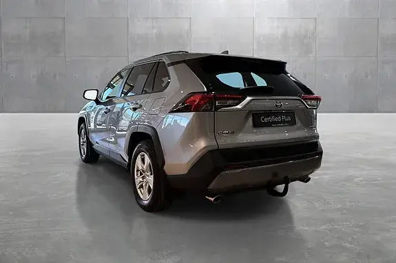 Toyota Rav4 2021 photo 3
