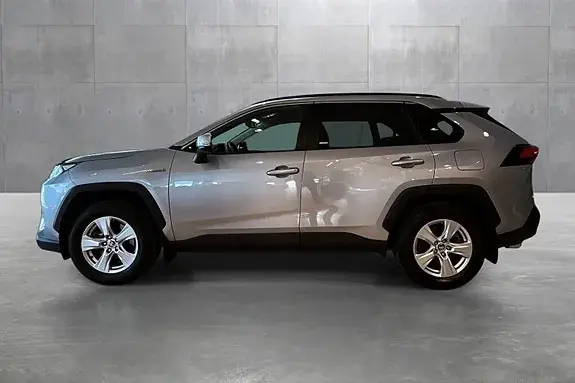 Toyota Rav4 2021 photo 2