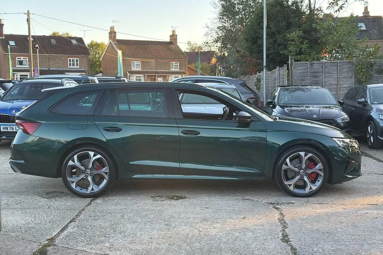 Skoda Octavia 2026 photo 4