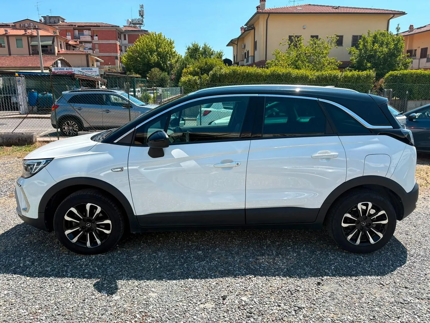 Opel Crossland X 2021 photo 2