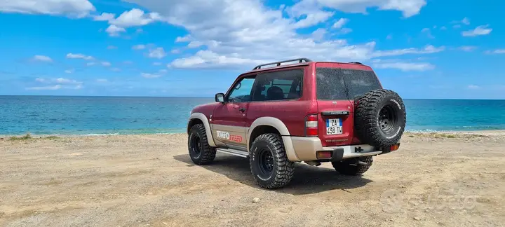 Nissan Patrol 2000 photo 2