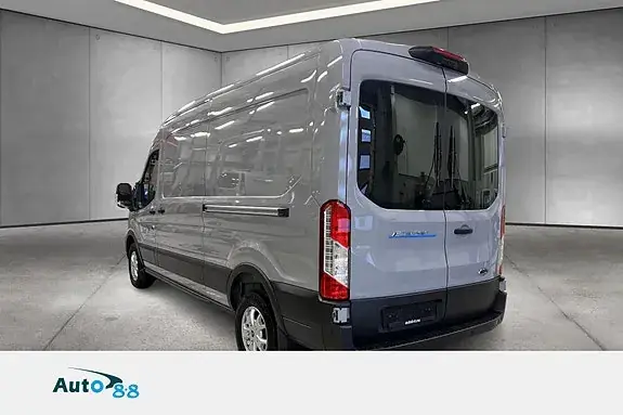 Ford Transit 2024 photo 3