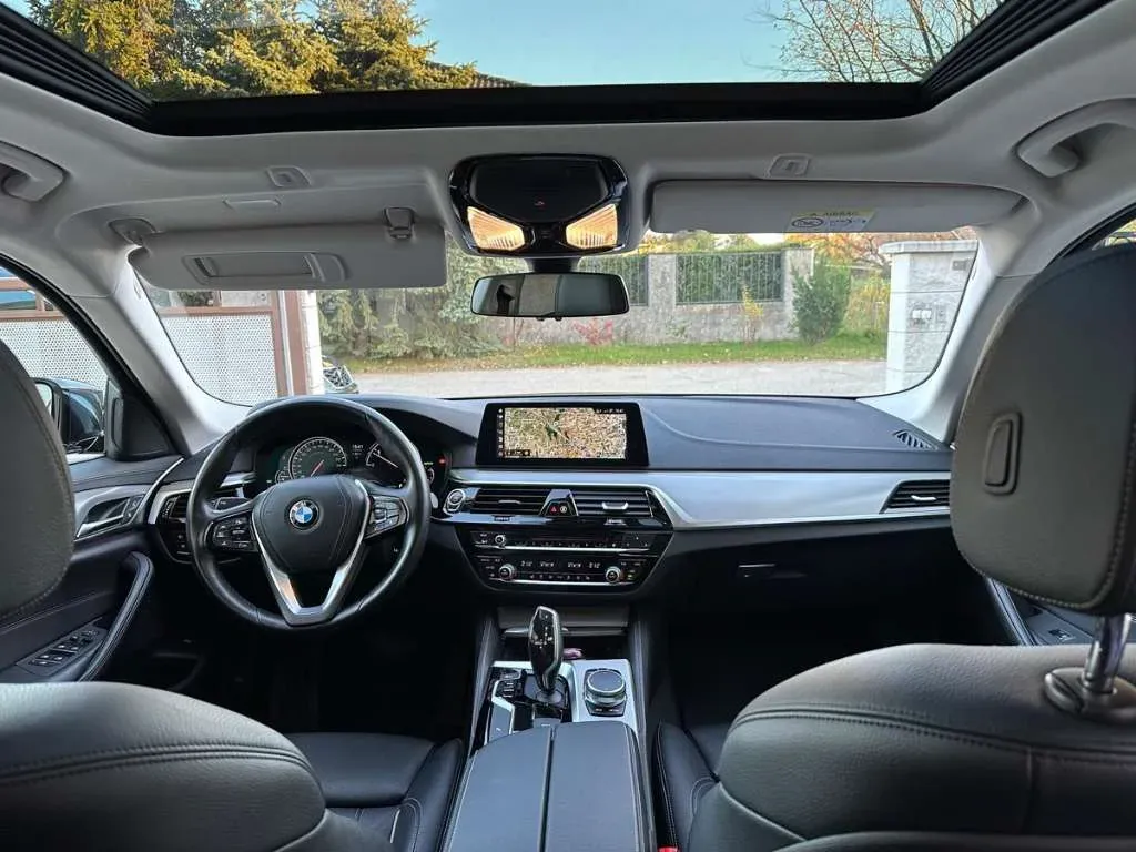 BMW 5 Series 2018 photo 3