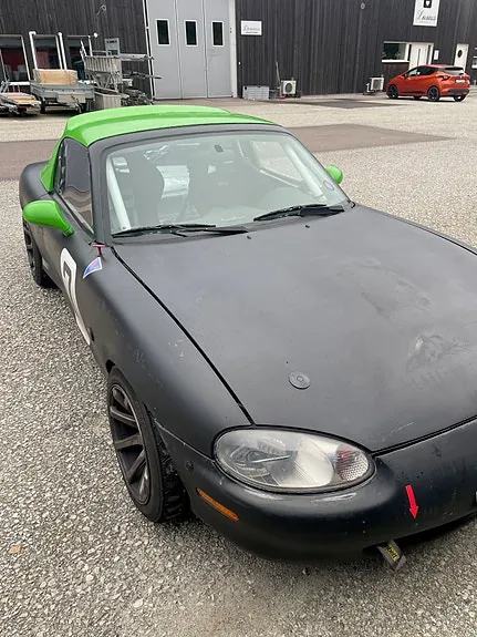 Mazda Mx-5 2000 photo 3