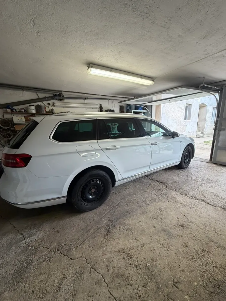 Volkswagen Passat 2016 photo 3