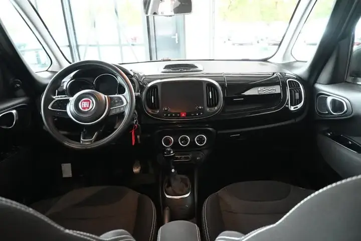 Fiat 500L 2019 photo 2