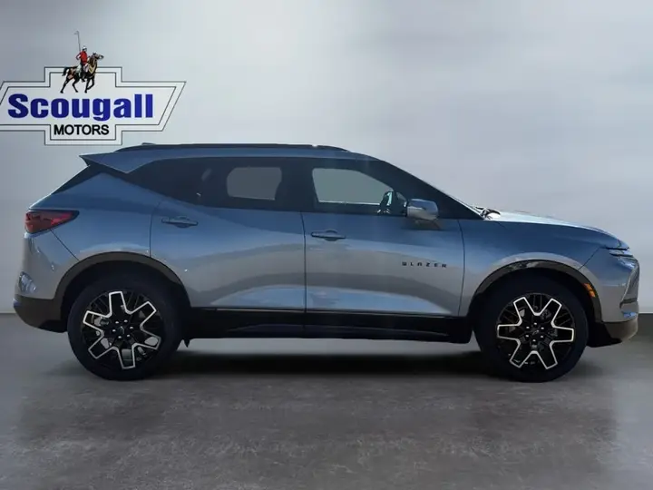 Chevrolet Blazer 2024 photo 4
