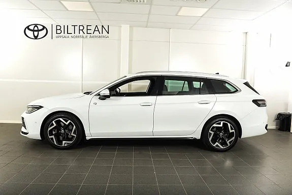 Volkswagen Passat 2025 photo 2