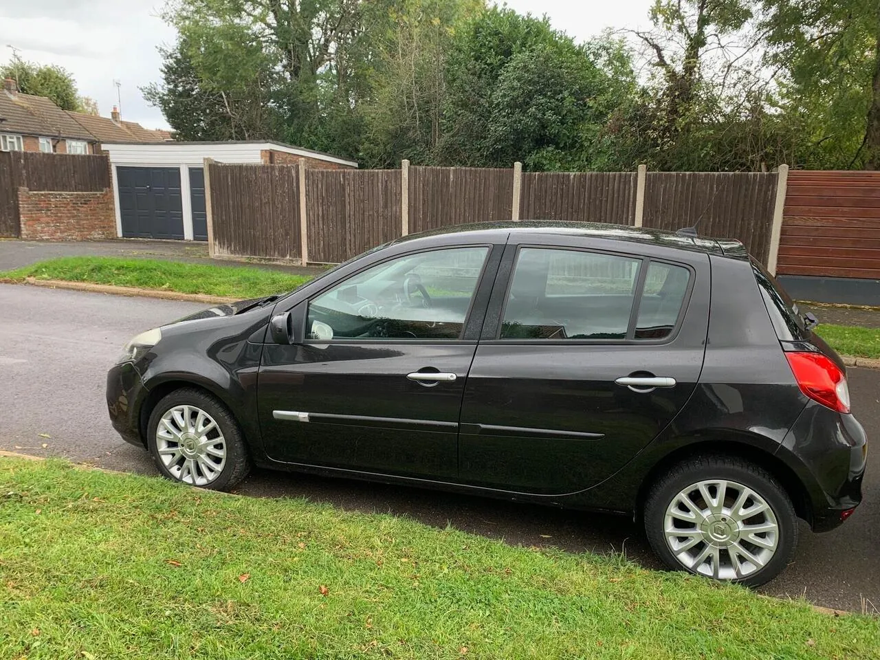 Renault Clio 2011 photo 3