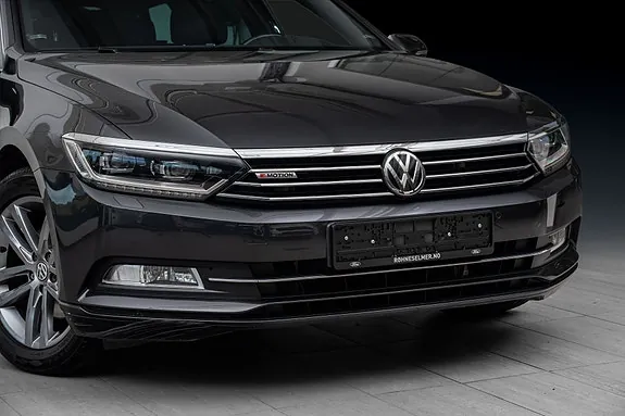 Volkswagen Passat 2019 photo 2