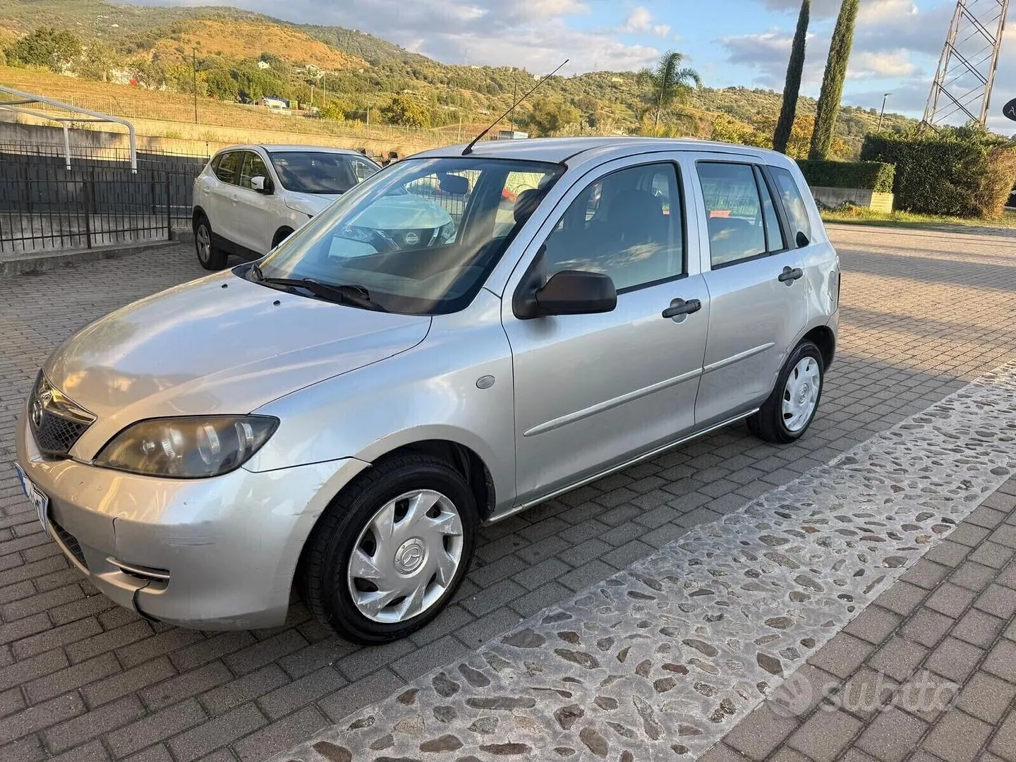 Mazda Mazda2 2006 photo 3