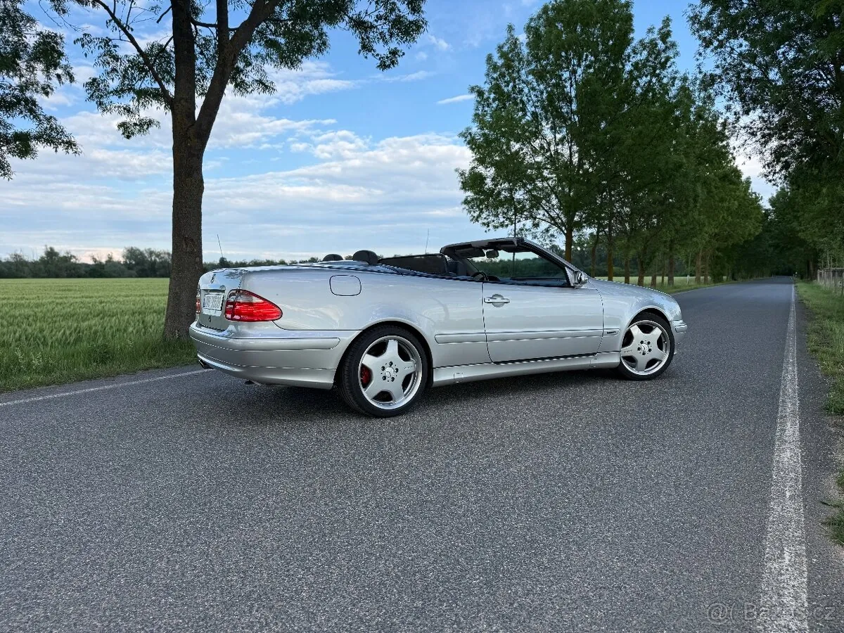 Mercedes-Benz Clk 2000 photo 2