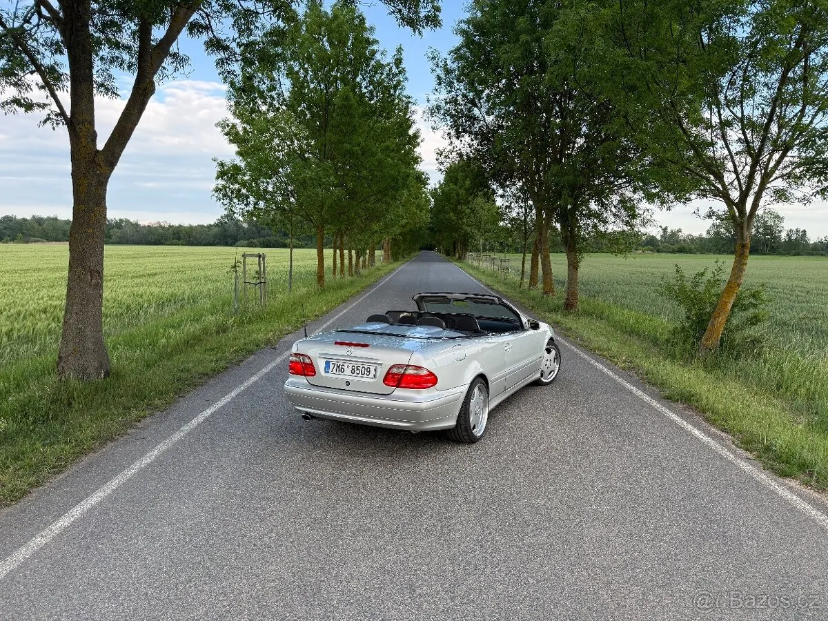 Mercedes-Benz Clk 2000 photo 3