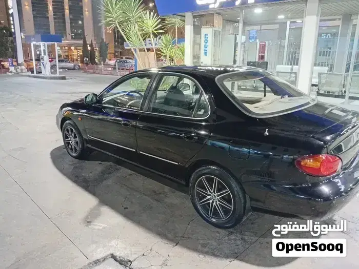 Hyundai Avante 2000 photo 3