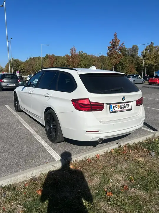 BMW 3 Series 2017 photo 3