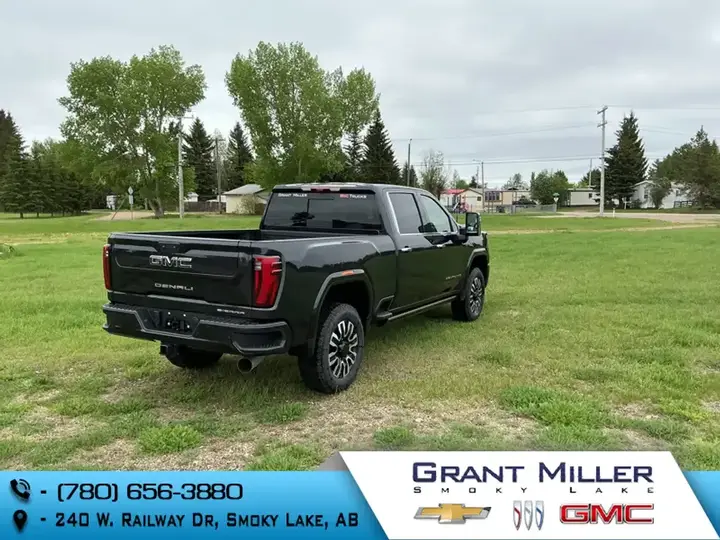 GMC Sierra 3500Hd 2026 photo 3