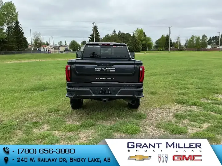 GMC Sierra 3500Hd 2026 photo 4