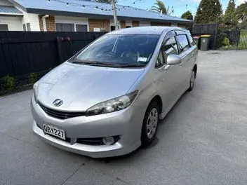 Toyota Wish 2010 photo 5