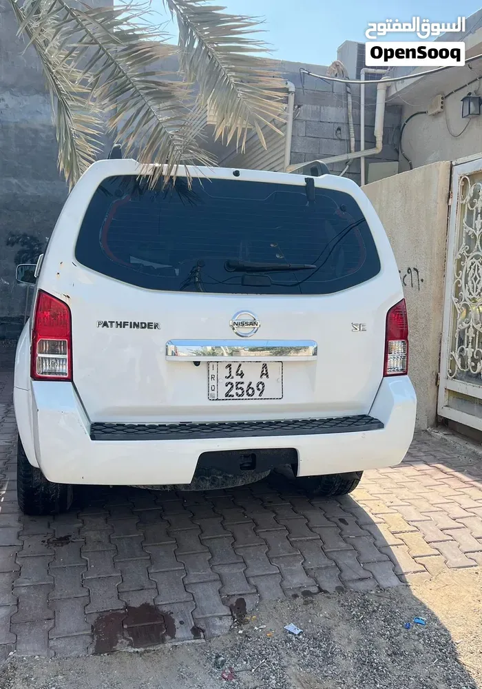 Nissan Pathfinder 2011 photo 3