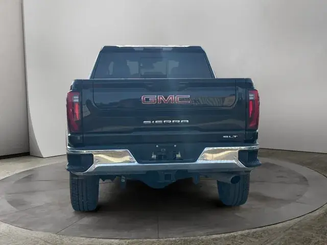 GMC Sierra 2500Hd 2026 photo 5