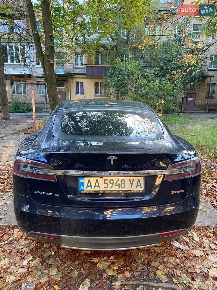 Tesla Model S 2015 photo 5