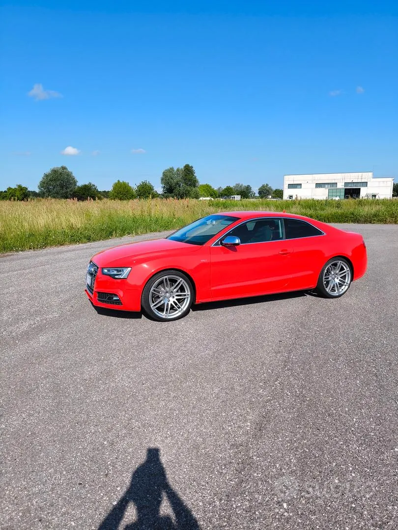 Audi A5 2012 photo 2