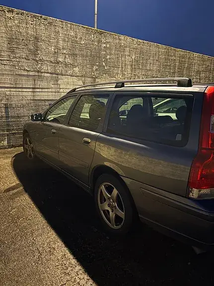 Volvo V70 2008 photo 2