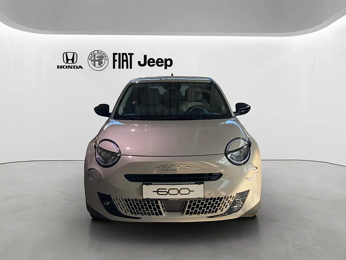 Fiat 600 Hybrid Icon 2026 photo 2
