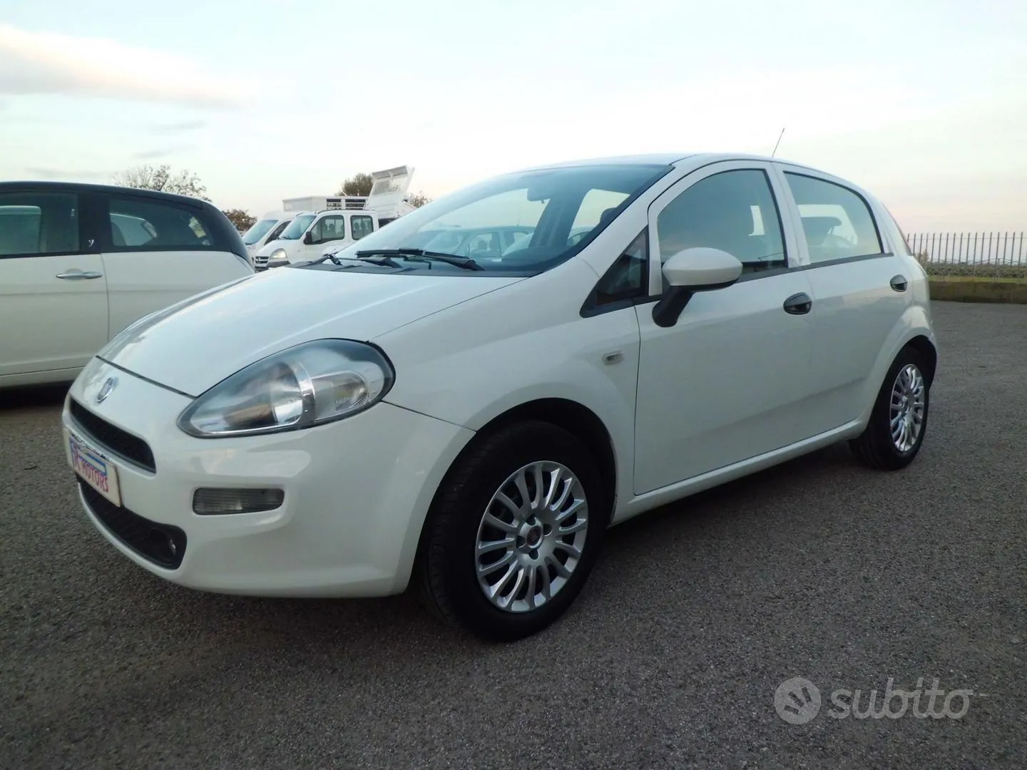 Fiat Punto 2017 photo 2