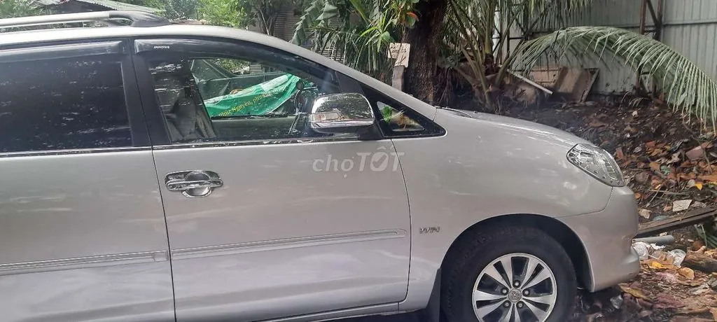 Toyota Innova 2008 photo 4