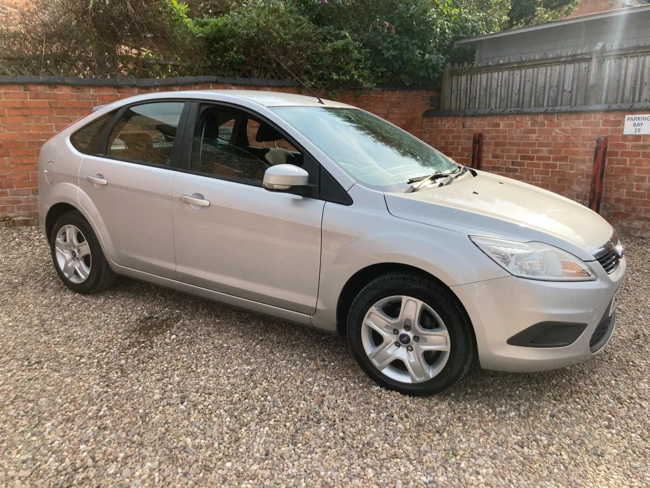 Ford Focus 2009 photo 2