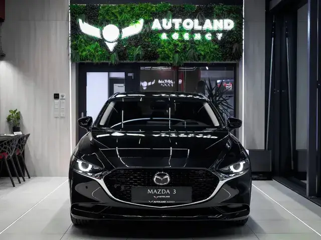 Mazda 3 2025 photo 2