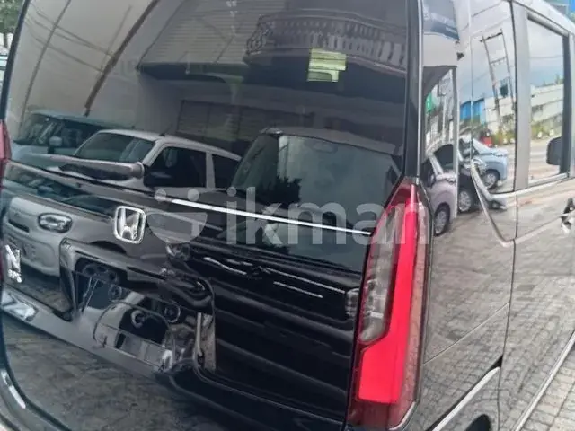 Honda N-Box 2024 photo 2