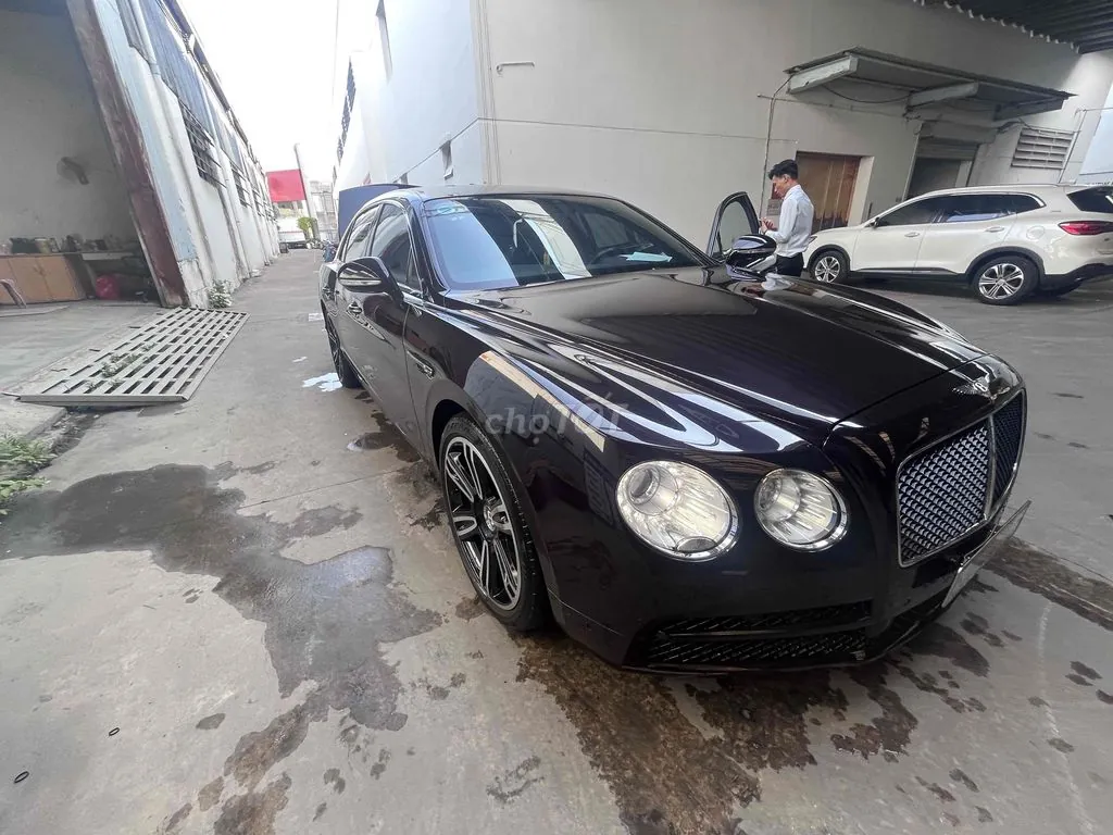 Bentley Flying Spur 2015 photo 3