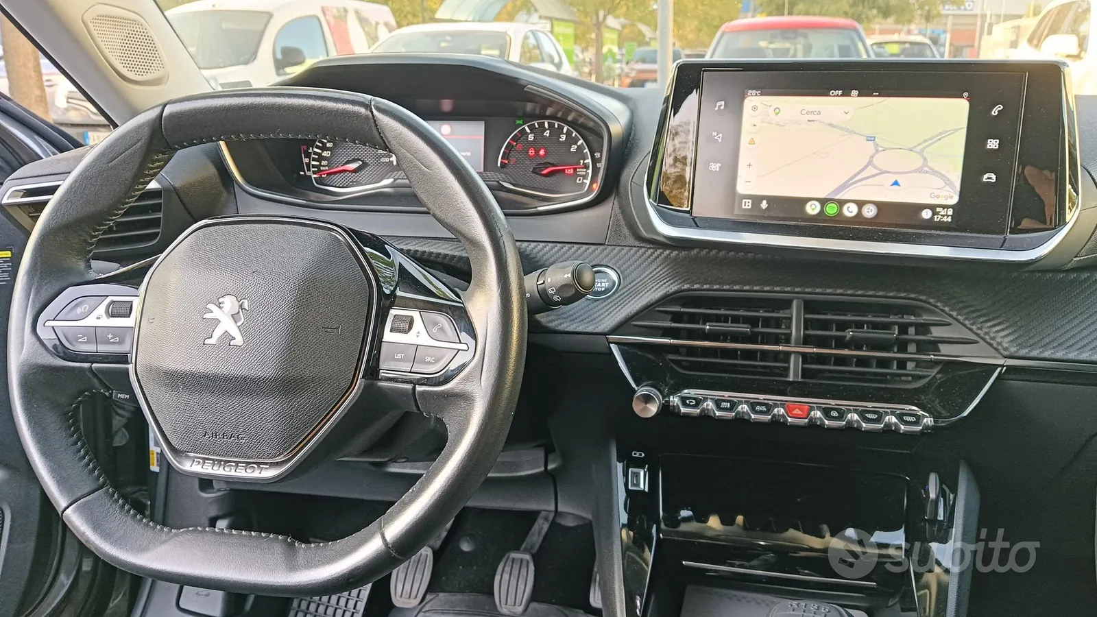 Peugeot 2008 2021 photo 4