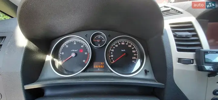Opel Zafira 2008 photo 2