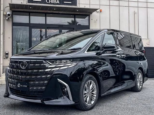 Toyota Alfaard Z 2026 photo 4