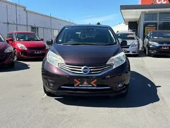 Nissan Note 2014 photo 3