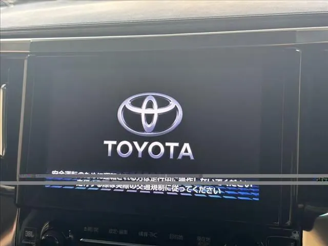 Toyota Alphard Hybrid 2018 photo 4
