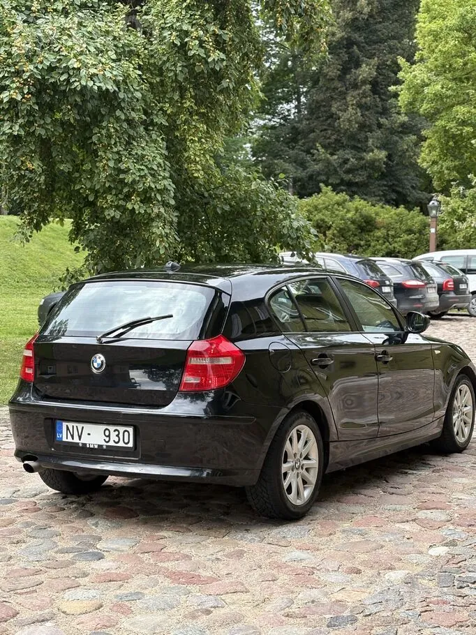 BMW 1 Series 2010 photo 5