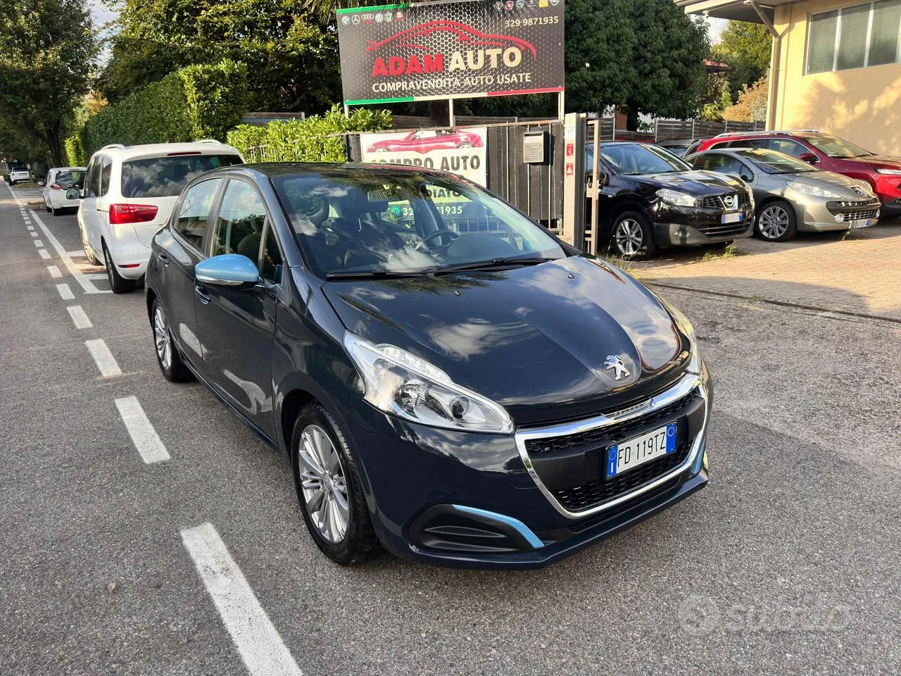 Peugeot 208