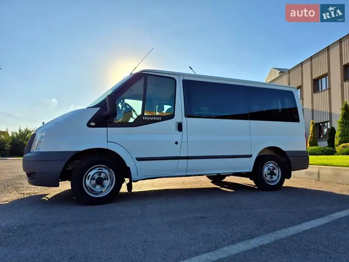 Ford Transit 2012 photo 3