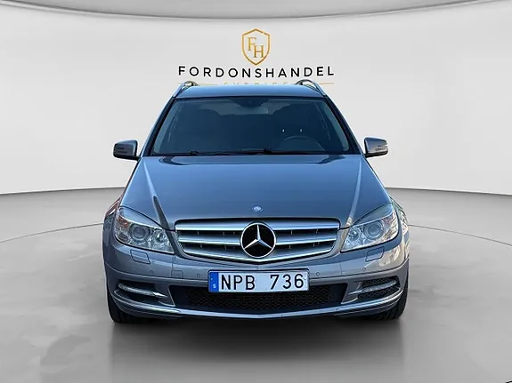 Mercedes-Benz C220 2011 photo 2